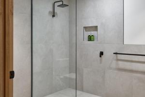 Pedder Wilderness Lodge