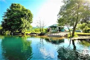 Sadrvan Home Noor - Otoka