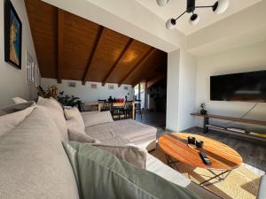 Arty Loft with Sea & City Views