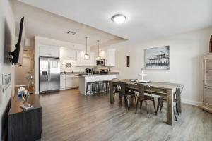 Sunset Sanctuary Steps to Beach Marsh Views