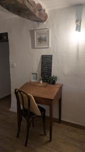 Maisons de vacances La Carriera, petite maison sud Ventoux, au charme Provencal : photos des chambres