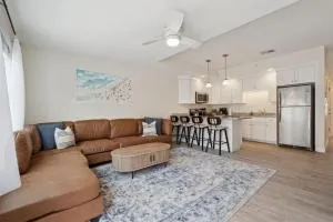 Ashworth Escape Balcony Steps to Beach AC - Hampton Falls