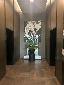 Luxury condo - BTS Punnawithi - Pool, Gym, Sauna