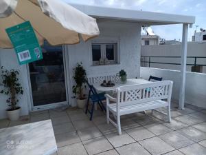 Nikos Sunset Penthouse