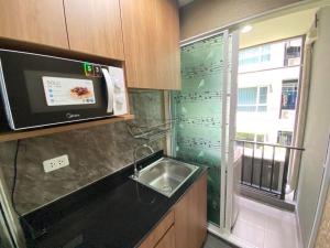Modern Condo - BTS Bang Chak - Pool, Gym, Wi-Fi