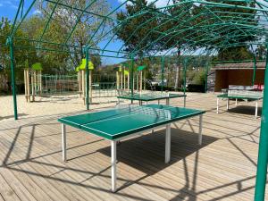 Appartements Mobil Home recent en Camping 5 etoiles sur la cote de Normandie plage 1400 m : photos des chambres