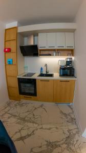GoldenSands Apartments