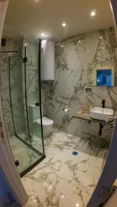 GoldenSands Apartments