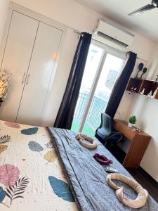 Harmony Heights By Royal Rooms