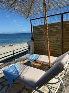 Fronte Mare Suite - Sea Front Luxury Suite With Private Beach Patio