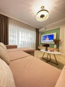 Luxury Evergreen Towers by Glam Apartments - Dancu