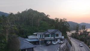 Baan Bodang in Bang Po Beach, Koh Samui