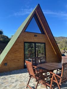 Private Glamping Cabin for Family Getaway with BBQ