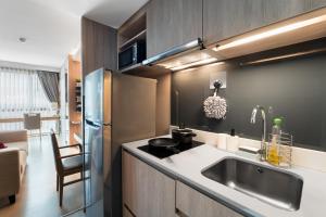 5 star Luxurious 1BD apt King Bed Thong Lor