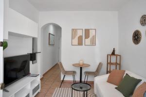 Casa Andaluza en el centro hisotrico de Estepona - Portada 16