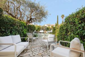 Une Maison Plein D Options YourHostHelper