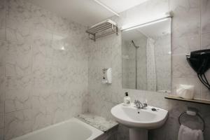 La Trobada Hotel Sport