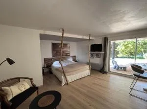 Studio Canadeau - 勒卡斯特雷特