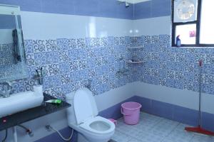 Rooptara Valley Luxury Cottage Majkhali Himalaya