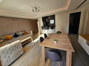 Elegant accommodation Taghazout Bay Tawenza Square