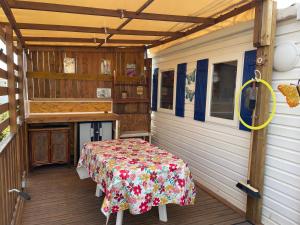 Campings Camping Novella MH12 : photos des chambres