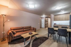 N Vaptsarov Sea Garden Apt Varna