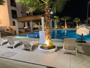 Departamento con alberca en Cerritos!