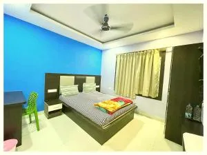 HOTEL JANKI # PRIDE PALACE Near Jagannath Temple - Jagannath temple - Restaurant and Lift - Parking Facilities - Fully Air Conditioning Hotel - All Rooms Spacious - Perfact Location with Excellent Service - Bālighāi
