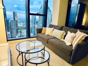 Stylish High-Rise City Retreat in front of Southern Cross