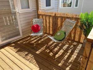 Mobil home 3 chambres , camping 4 étoiles Le Grau du roi