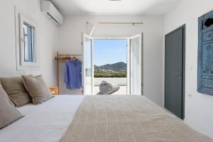 Waterlily House Antiparos - Private Pool Villa