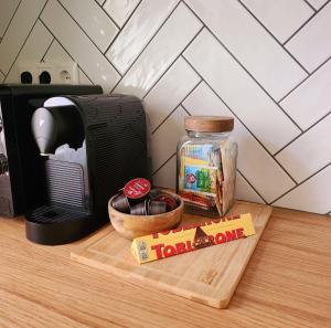 Olive Apartment 1 - w Free Parking, self-checkin, 5 min from Aquapark Nymphaea