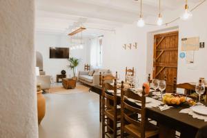 Casa Cueva Las Tinajas de Naya