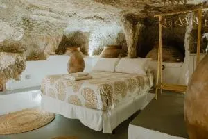 Casa Cueva Las Tinajas de Naya - Alcalá del Júcar