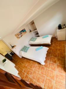 Habitación en el campo con baño privado en Puerto Pollensa