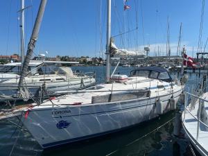 Veludstyret båd, med indbygget varme og gratis Wifi