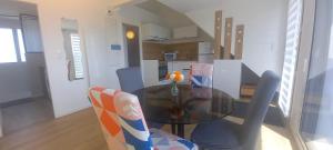 Appartements Bel appartement avec terrasse et sa petite vue mer Kerroc-h : photos des chambres