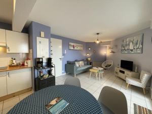 Appartement T3 à 50m de locéan pour 4 personnes - FR-1-379-135