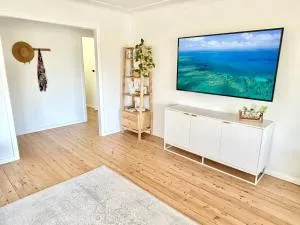 Coastal Bush Retreat with Private Pool - Curl Curl