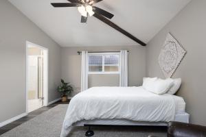 Paradise Canyon Golf Resort - Signature Villa 380