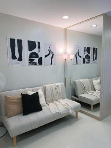 Oyasumi Condotel with balcony-Megatowers 1 Near Session, SM, Burnham park, Baguio City