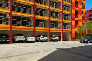 1 bedroom Naiharn Beach Condo