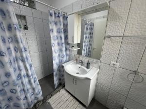 Moon City Center Apartment