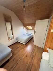 Appartements Spacieuse maison, CDG, Asterix, Disney, Paris : photos des chambres