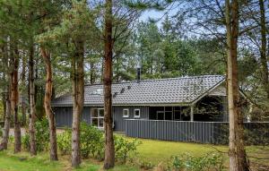 Stunning Home In Oksbøl With Sauna