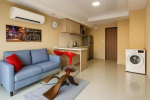 1 bedroom Naiharn Beach Condo