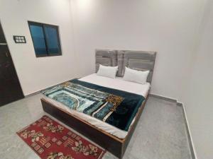 Hotel AV Palace Near Ram Mandir