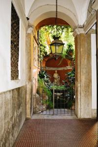 Casa Beatrice, Trastevere