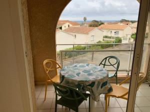 Appartements Studio Face a la mer : photos des chambres