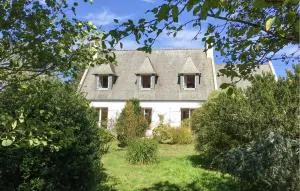 4 Bedroom Nice Home In Plougasnou - Kertanguy